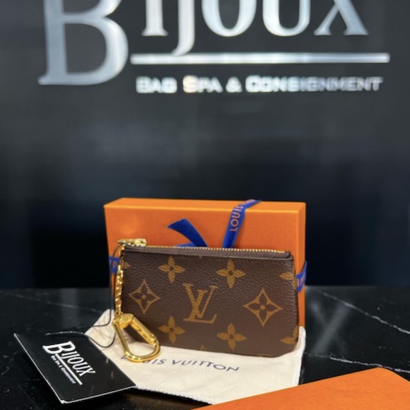 Louis Vuitton Coin/ Key Purse - Picture 2 of 7